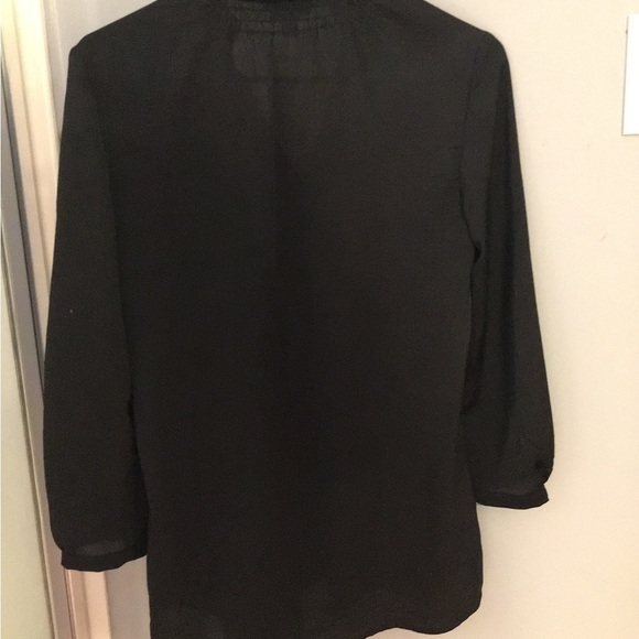 Black blouse - Picture 2 of 2
